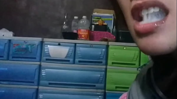 Pinay chupa live – blowjob and cum swallow